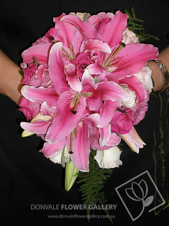 lily wedding bouquets