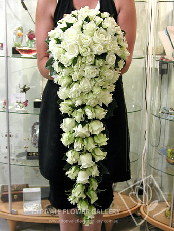 rose trail wedding bouquet