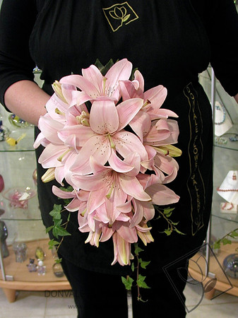 lily trail bouquets 20