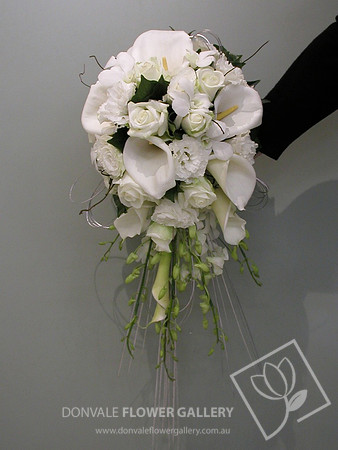 mixed trail wedding bouquets