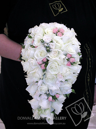 rose trail wedding bouquet