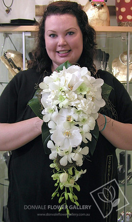 mixed trail wedding bouquets