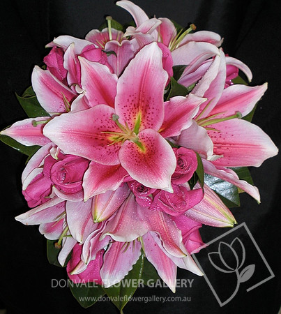 lily wedding bouquets