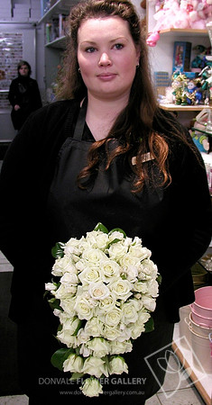 rose trail wedding bouquet