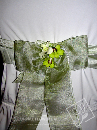 Function Flowers - Pew Bow