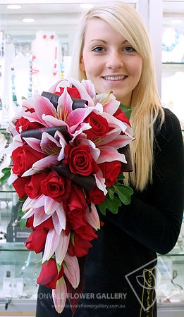 mixed trail bouquets 3