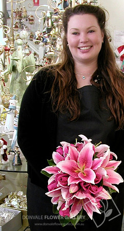 lily wedding bouquets