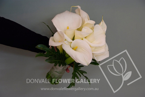 lily wedding bouquets