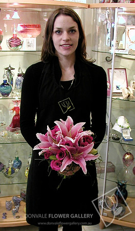 lily wedding bouquets
